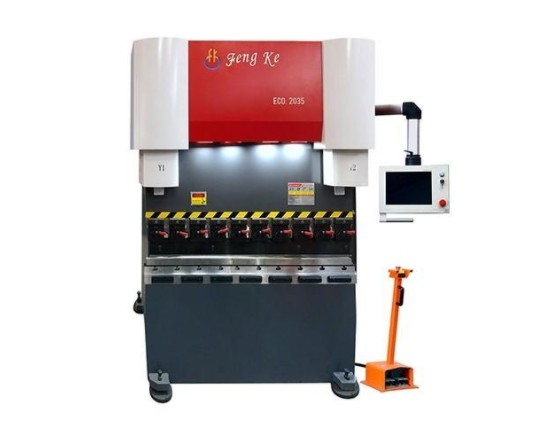 豐科機械創(chuàng)新純電伺服折彎機，乘勢折彎機節(jié)能環(huán)保新時代? 